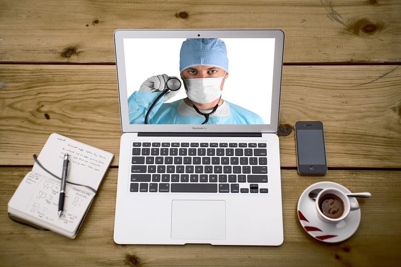 Integrating Smart Health Technology Into Our Daily Lives Integrating Smart Health Technology Into Our Daily Lives
